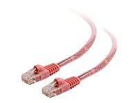 C2G Cat5e Booted Unshielded (UTP) Network Patch Cable - Kytkentäkaapeli - RJ-45 (uros) to RJ-45 (uros) - 50 cm - UTP - CAT 5e - valettu, piikitön, säikeinen - vaaleanpunainen 83616